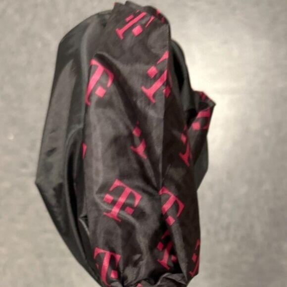 T-Mobile Folding Umbrella Black Pink T Pattern New In Wrap Unused - Picture 2 of 8